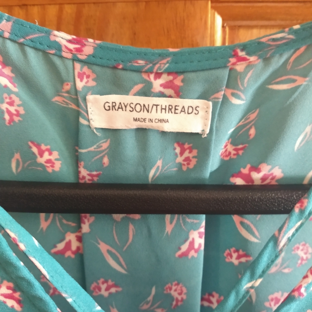 Tops - Picture 2 of 2